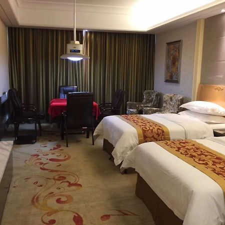 Vienna Hotel Jiangmen Heshan Huamao Экстерьер фото